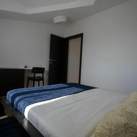 Apartamento Terra Petrosa